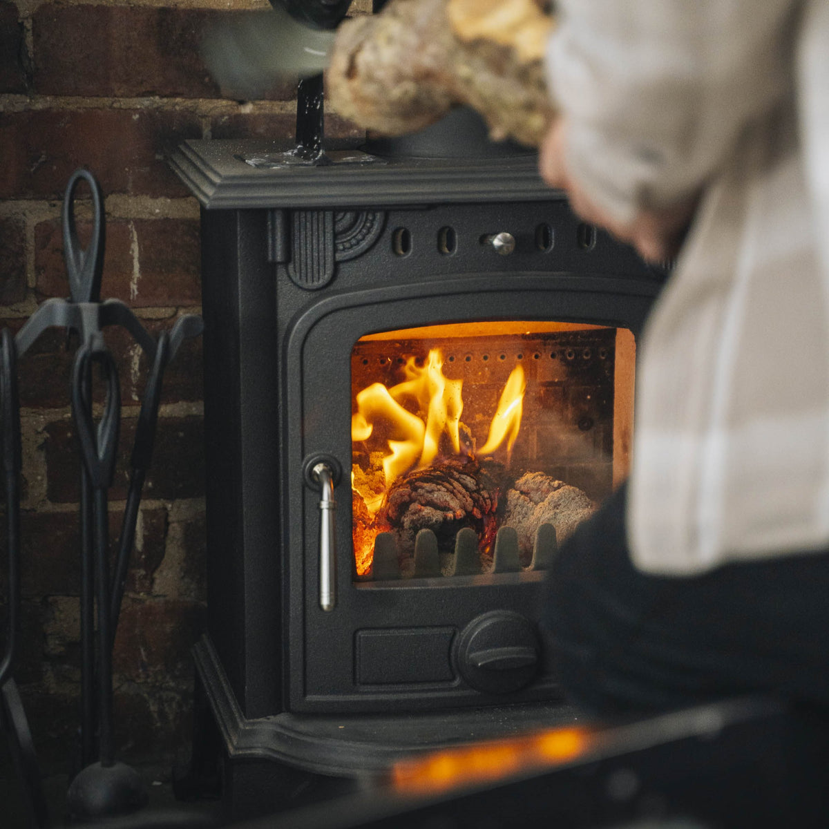 Crosby Coffee Advent Calendar 2025 – A holiday coffee countdown calendar with a festive design, available for pre-order.